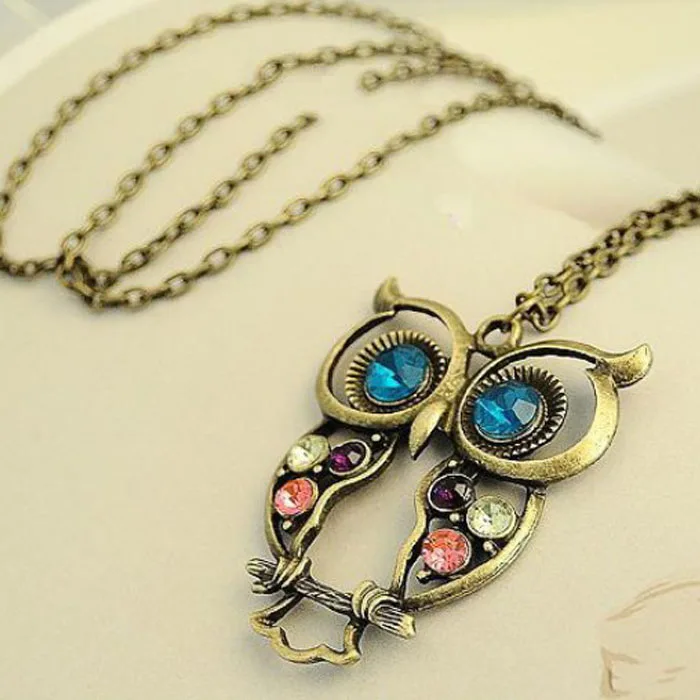 

Lady Crystal Blue Eyed Owl Long Chain Pendant Sweater Coat Necklace Beauty Fashion Necklace Hair Clips
