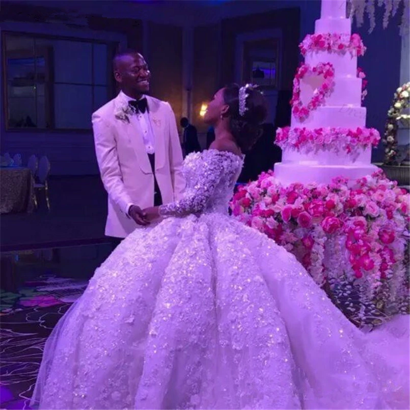 African-Princess-Wedding-Dresses-Ball-Gown-With-See-Through-Long-Sleeve-Luxury-Crystals-Lace-Black-Girl (4)