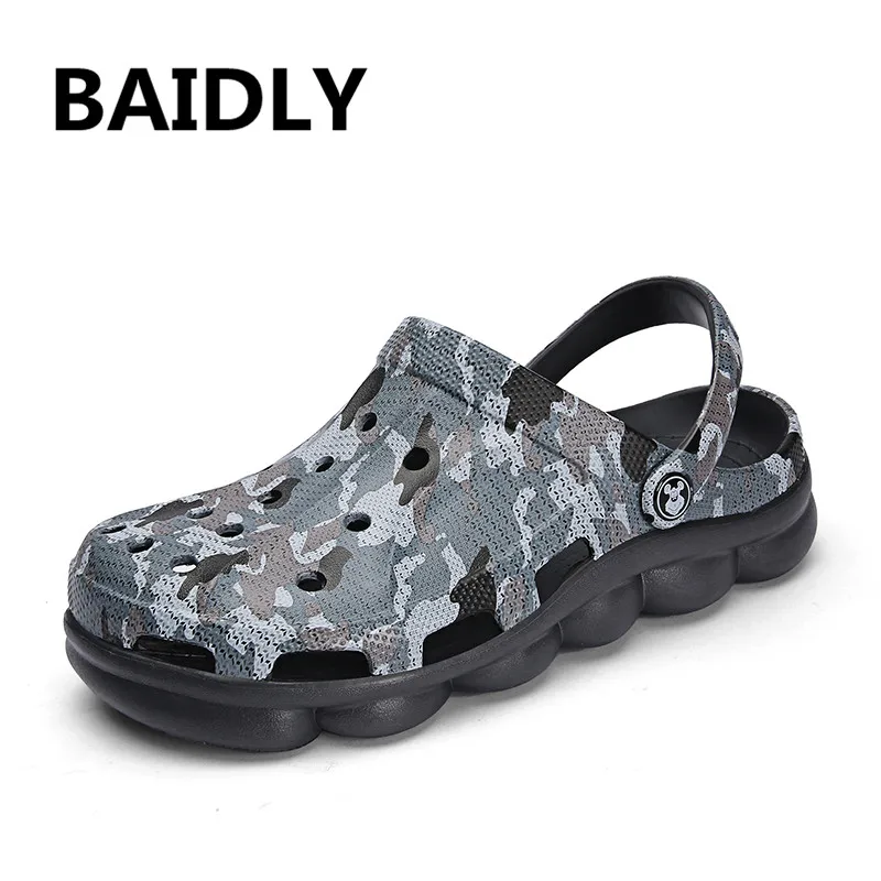 

Men Causal Summer Sandals EVA Garden Clogs Sandals Soft Memory Hospital Shoes Male Slip on Beach Water Slipper Shoes