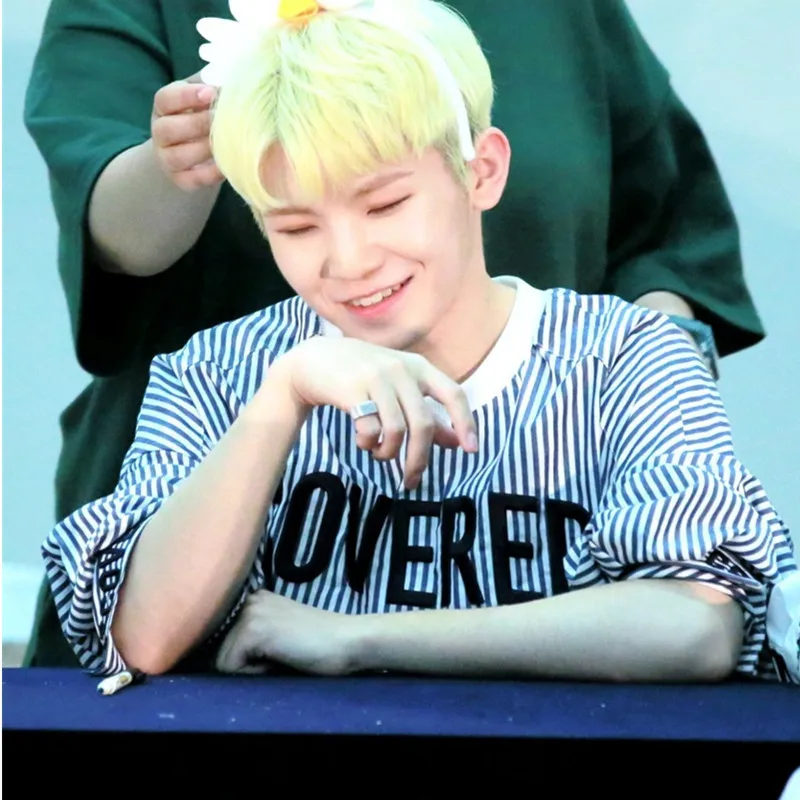 Kpop Dazhou Fengshun тот же пуленепробиваемый подросток exo самый wanna one Pai Zhenying seventee от Tian
