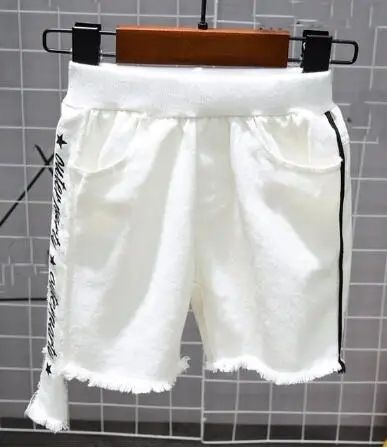 Shorts Популярные летние дизайнерские светло-голубые детские короткие штаны с дырками, элегантные джинсы для мальчиков, джинсовые шорты для детей 2-6 лет - Цвет: Shorts