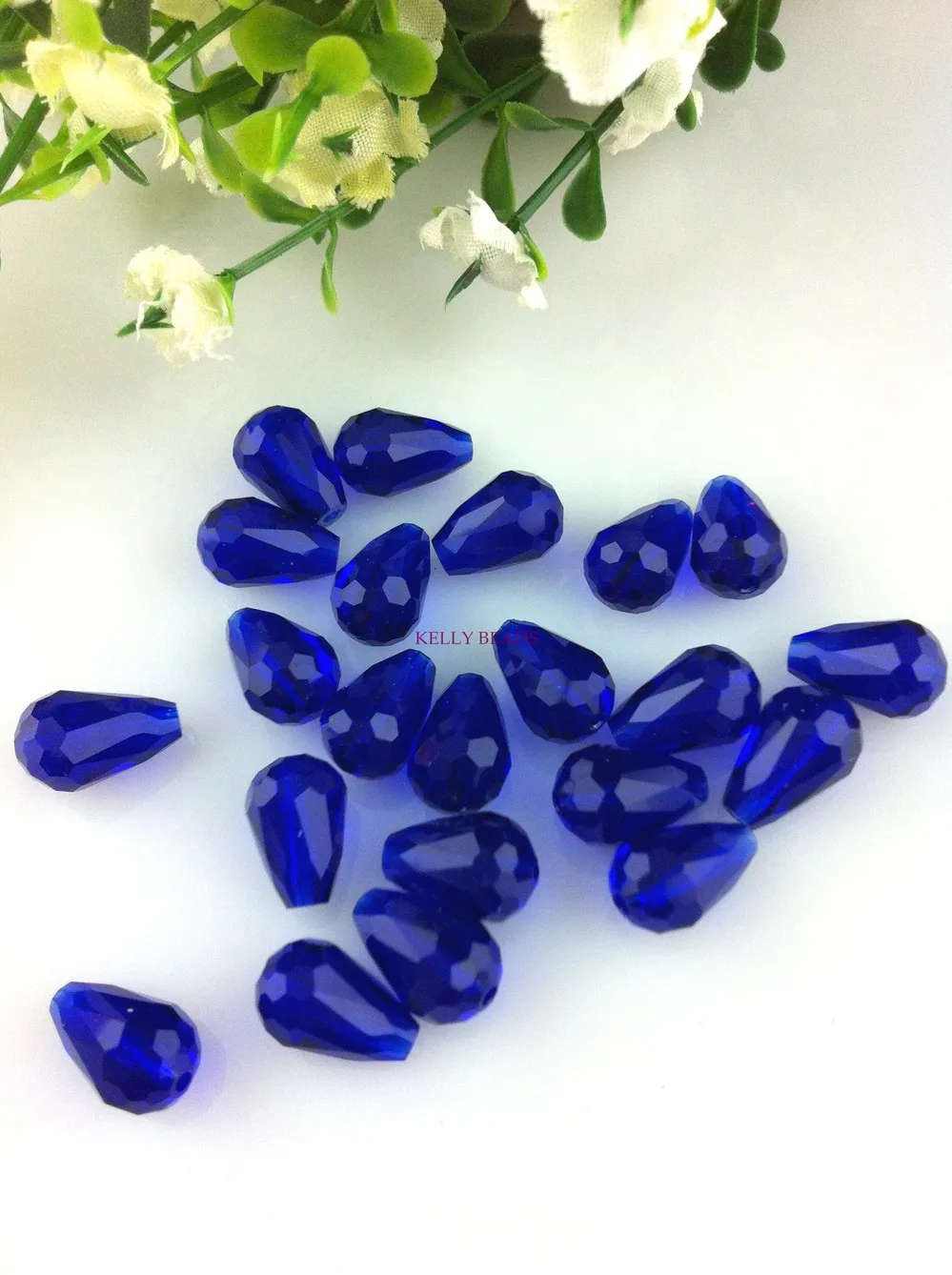 conew_crystal tear drop beads 006.jpg