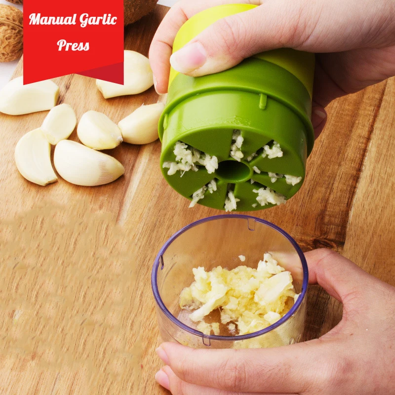 

OLOEY Kitchen Manual Garlic Crusher Plastic Bottle Chopped Press Peeler Peanuts Walnuts Mincer Gincer Slicer Household Tools