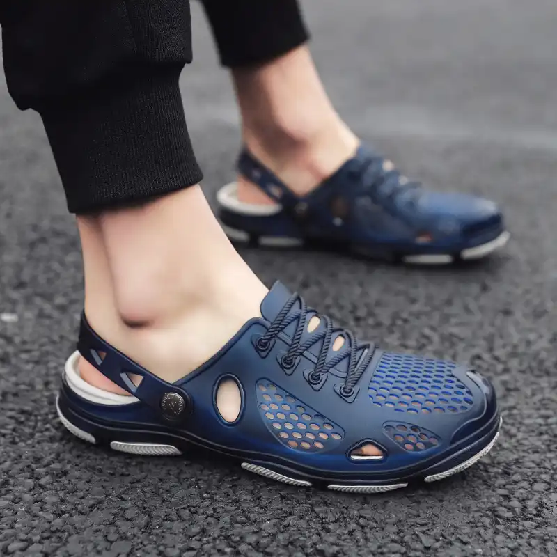 crocs men black sandals