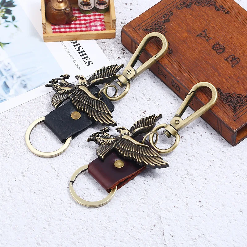 

European American Creative Vintage Leather Alloy Eagle Pendant Keychain Men's Fashion Personality Backpack Car Key Accessories