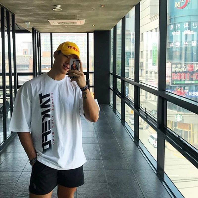 

2019 New hip hop Cotton casual T Shirt Men Breathable T-Shirt Homme Gyms Men Fitness Summer Printing white blue black Tight Tops