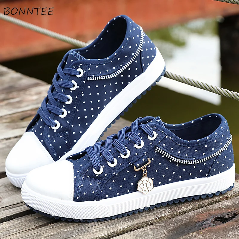 

Vulcanize Shoes Women Outdoor Canvas Walking Footwear Student Plus Size Womens Leisure Fashion Sneaker Lace-up Shoe Ladies Cute