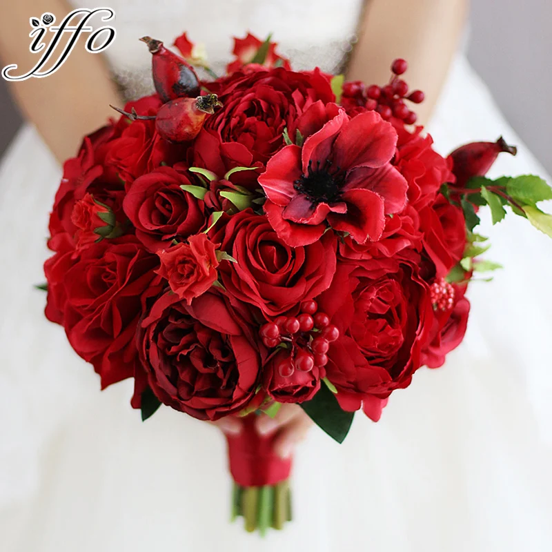 6195 Nouveau Bouquet De Mariage Rouge Fleur Artificielle Rose Baie Tenant Fleur Demoiselle Dhonneur Rouge Mariée Bouquets De Mariée Décoration De