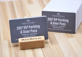 

Custom Loyalty Cards Plastic Card Printing HBL-PRINT.com VIP Card thermal print barcode overlay offset printing glossy finished