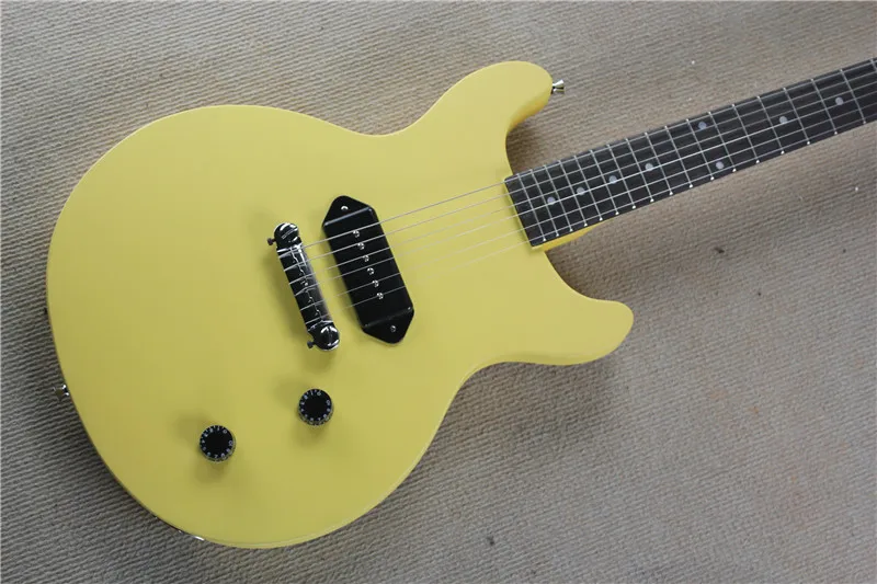 

free shipping china factory Standard Cream yellow electric guitar real photos high quality 10yue 1 pickups electric guitar