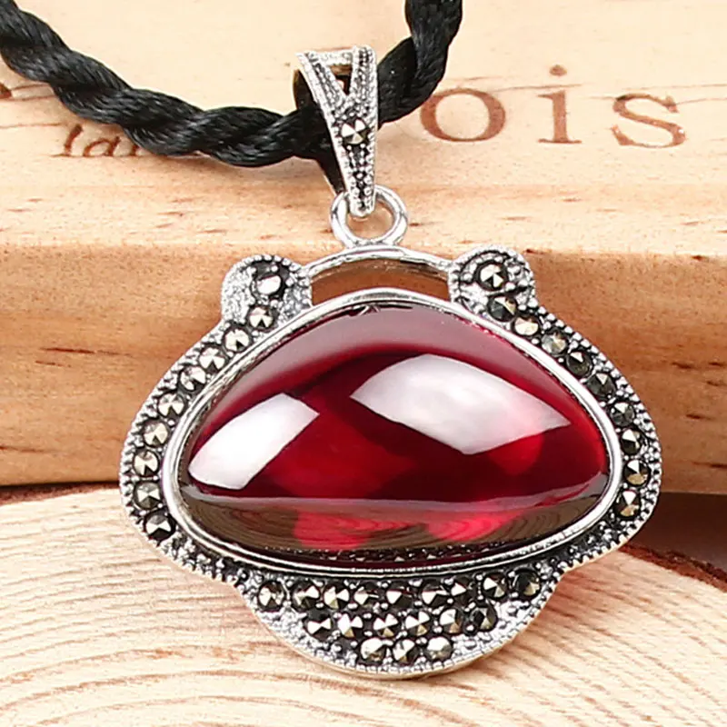 

RADHORSE Pendant 925 Sterling Silver Fine Jewelry Thai silver Garnet Peace lock Fine Craftsmanship S925 Silver Pendants