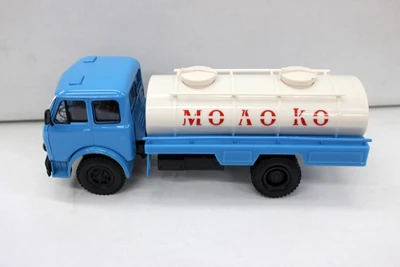 1:43 сплава модели автомобилей высокая моделирования МАЗ AC 8 России КАМАЗ