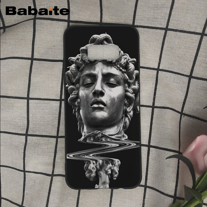 Medusa Vaporwave Glitch Art Statue Michelangelo-david