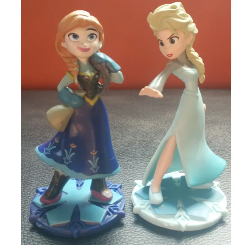 2Pcs/Set Elsa Anna Princess Doll Anime Plastic Action Figures Toys Figures Collection Ice and Snow Country Hand Puppet Kids Toy