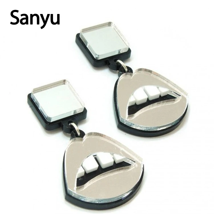 

Harajuku Mirror Surface Silver Lips Acrylic Drop Earrings Personalized Cool Punk Drop Earrings Party Club Fashion Accessaries