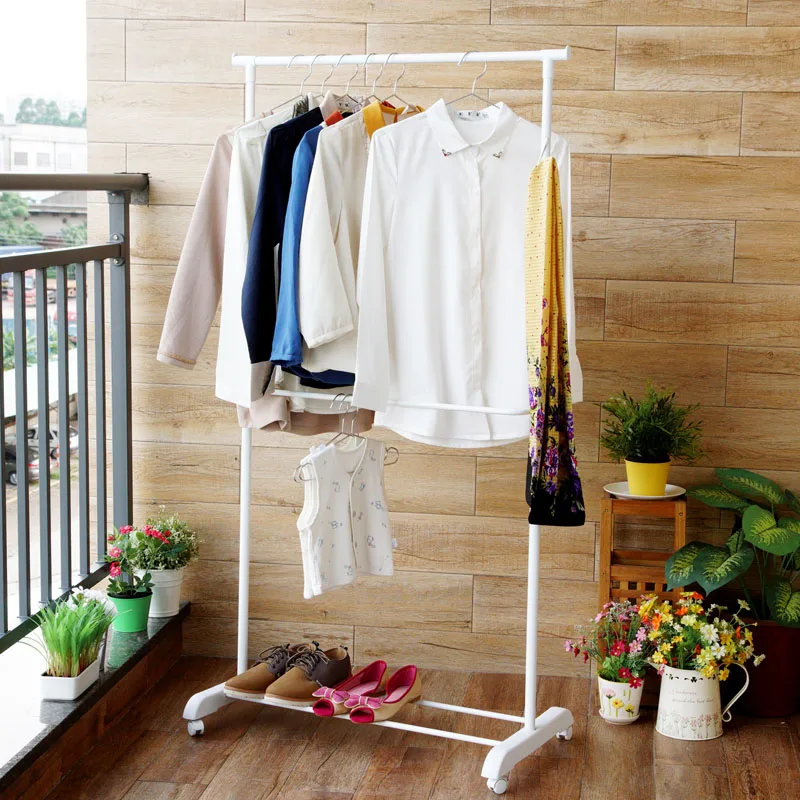 outdoor clothes hanger stand