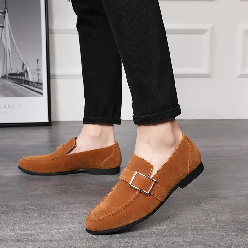 Merkmak Luxury Men Party Loafers Metal Buckle Design Elegant Suede Dress Shoe Vintage Retro Wedding Men's Footwear Casual Flats