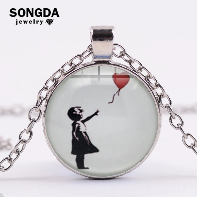 Necklace Girls with a Balloon Street Graffiti Artist Banksy Famous Painting Glass Cabochon Metal Pendant Chain Necklaces Jewelry | Украшения
