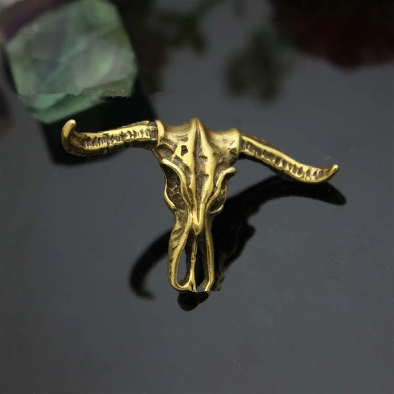 

Knife Beads Handmade pure copper engraved skeleton Ngau Tau retro DIY wallet buckle locomotive bag deduction creative