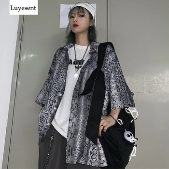 

Women Oversize Long Summer Blouse Female Snake Print Loose Big Size Single Breasted Hip Hop Shirt 2020 Fashion BF Style Men Top