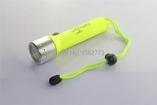 cree t6 diving flashlight  (6).jpg