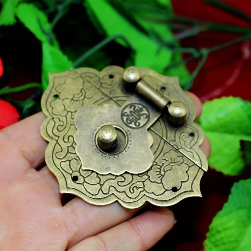 Antique Chinese Furniture Brass Pattern Carved Lock Hasp Jewelry Wooden Box Locking Buckle Hasp Lock Latch,75*64mm,1 Set Antique Chinese Furniture Brass Pattern Carved Lock Hasp Jewelry Wooden Box Locking Buckle Hasp Lock Latch,75*64mm,1 Set