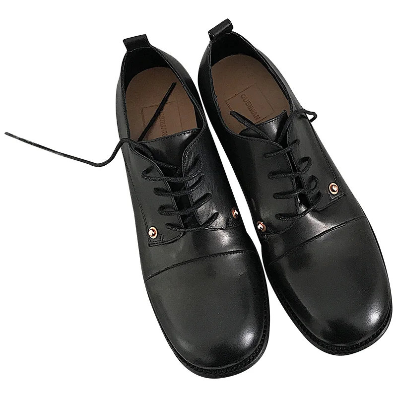 Брендовые винтажные туфли из натуральной кожи на шнуровке; туфли-лодочки с круглым носком; оксфорды в консервативном стиле; дизайнерские туфли на низком квадратном каблуке в стиле ретро; черные туфли-лодочки