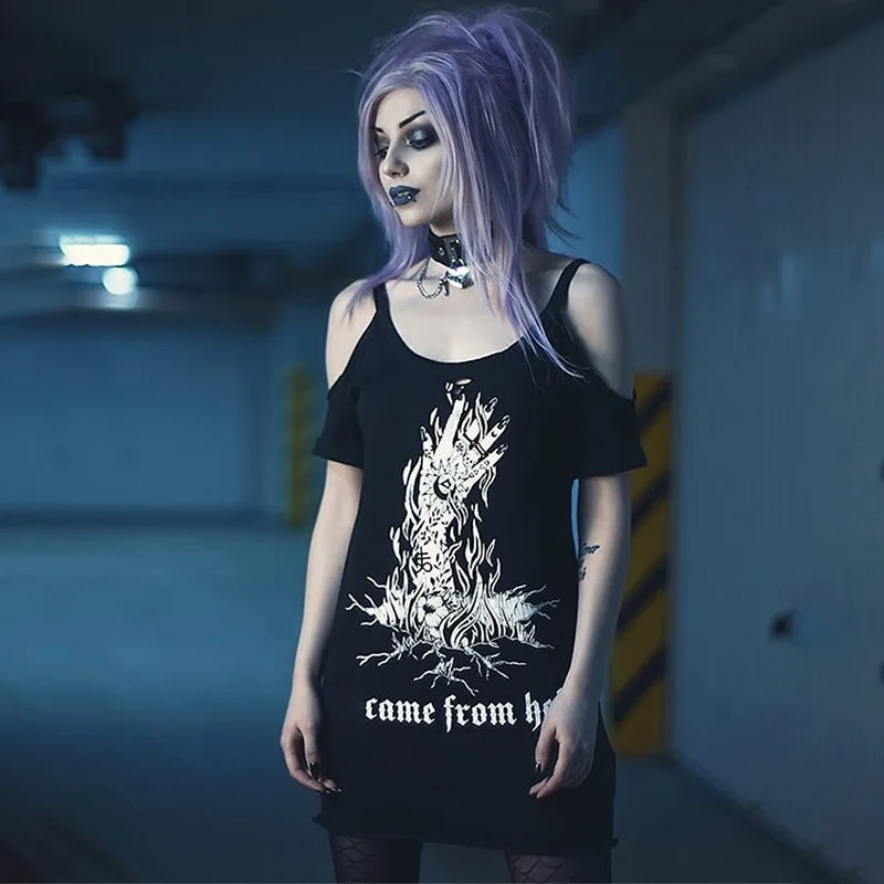 

JIEZuoFang T-Shirt Women Gothic Hipster Letter Skull Print Tshirt Plus Size Off Shoulder Black Streetwear Punk Goth Tops Tees