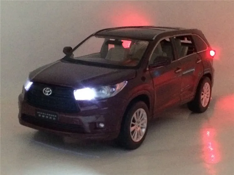 132 TOYOTA Highlander (16)