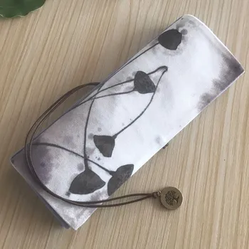 

Japanese Style Vintage Lotus Seedpod Pencil Bag Canvas Pen Case Estuche Escolar Retro Stationery Birthday Gift for Girls