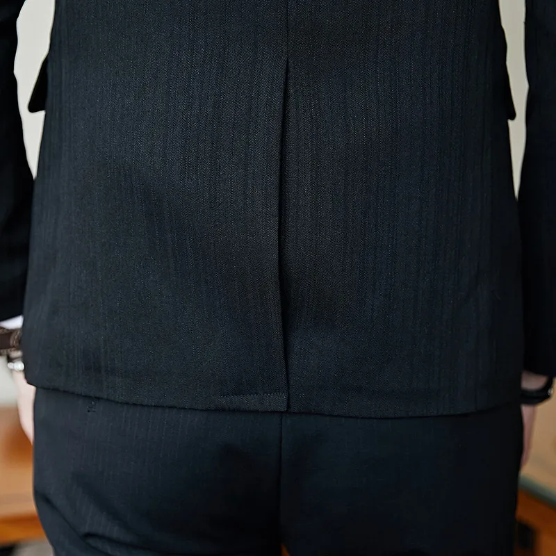 8887337851_1523123388