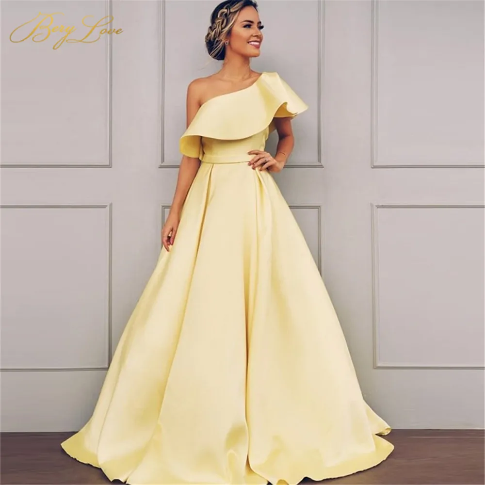 

BeryLove Elegant One Shoulder Ruched Yellow Evening Dress 2019 Satin Evening Belt Fashion Prom Dress Zip Formal Gown Party Long