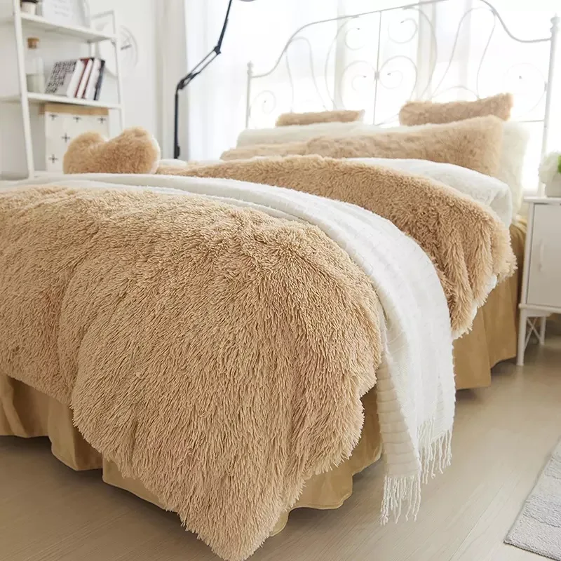 Mink Coral Fleece Kakhi Color Brief Europe Style Bedding Set