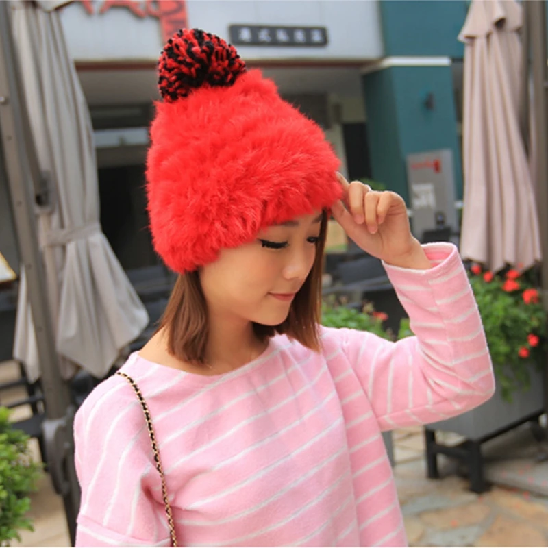 pom pom hat (9)