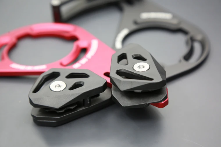 Perfect Fouriers Bicycle Chain Guide System DH downhill bike chain guide Chain Drop Catcher bicycle chain protector Bike Parts 3