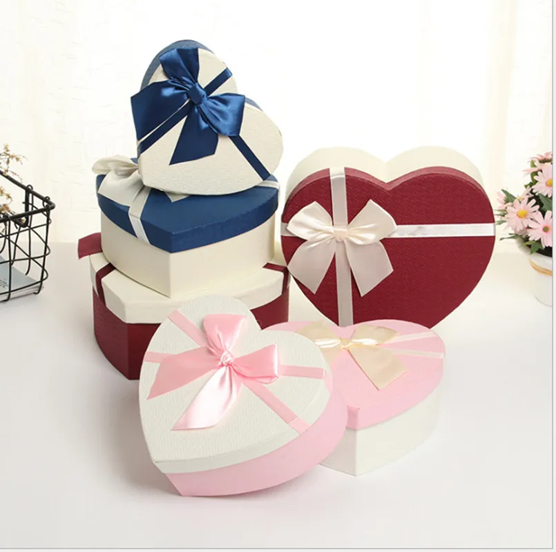 

High Quality and Nice Paper Boxes Heart Shape Candy Snack Packing Gift Box