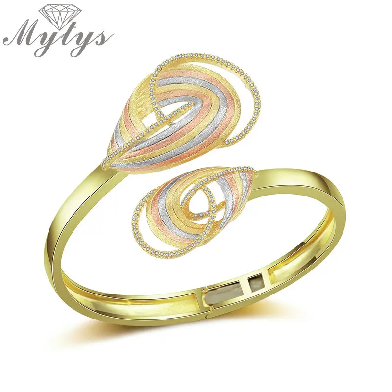 Mytys Luxury Jewelry Three-tone Gold Cuff Bracelets Bangles Female Open Bangles Cubic Zircon Charms Bracelets Brass Jewel B1124 Mytys Luxury Jewelry Three-tone Gold Cuff Bracelets Bangles Female Open Bangles Cubic Zircon Charms Bracelets Brass Jewel B1124