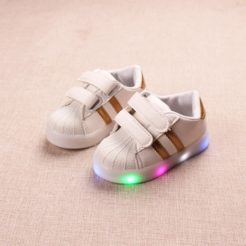 2018 All season cool slip on baby casual shoes LED lighted glowing flash baby sneakers cool solid baby girls boys shoes