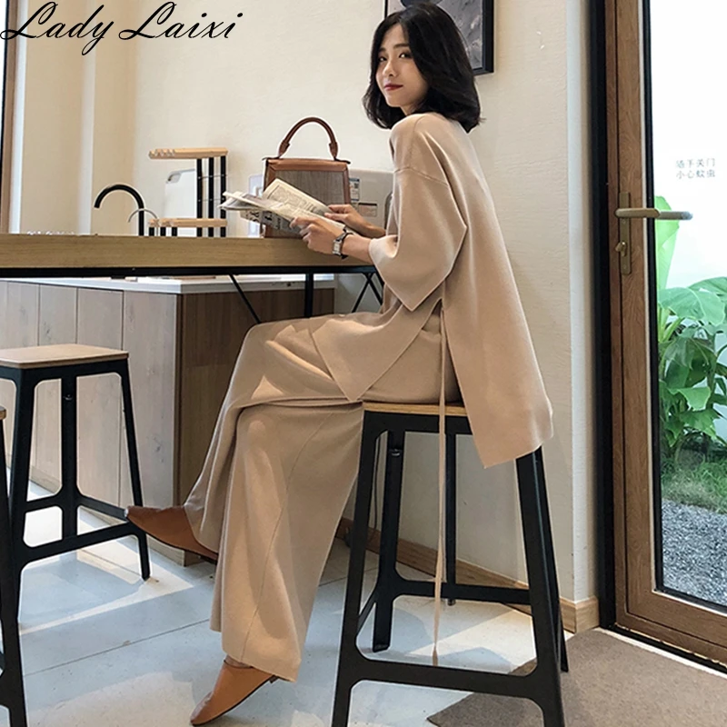 

2019 Autumn Knitting Female Sweater Two Piece Set women Knitted Pullover V-neck 3/4 Sleeve Top + Wide Leg Pants Suit