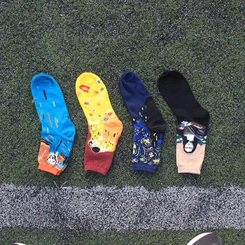 

2018 New Popular Fashion Valentine's Day Gifts 4 Pairs A Set Famous Painting Vintage Cotton Crew Socks For Man Boyfriend