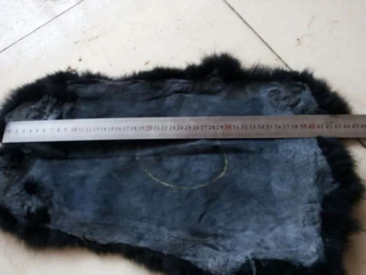 black-nature-rabbit-fur-garment-fabric-sale-by-whole-piece (3)