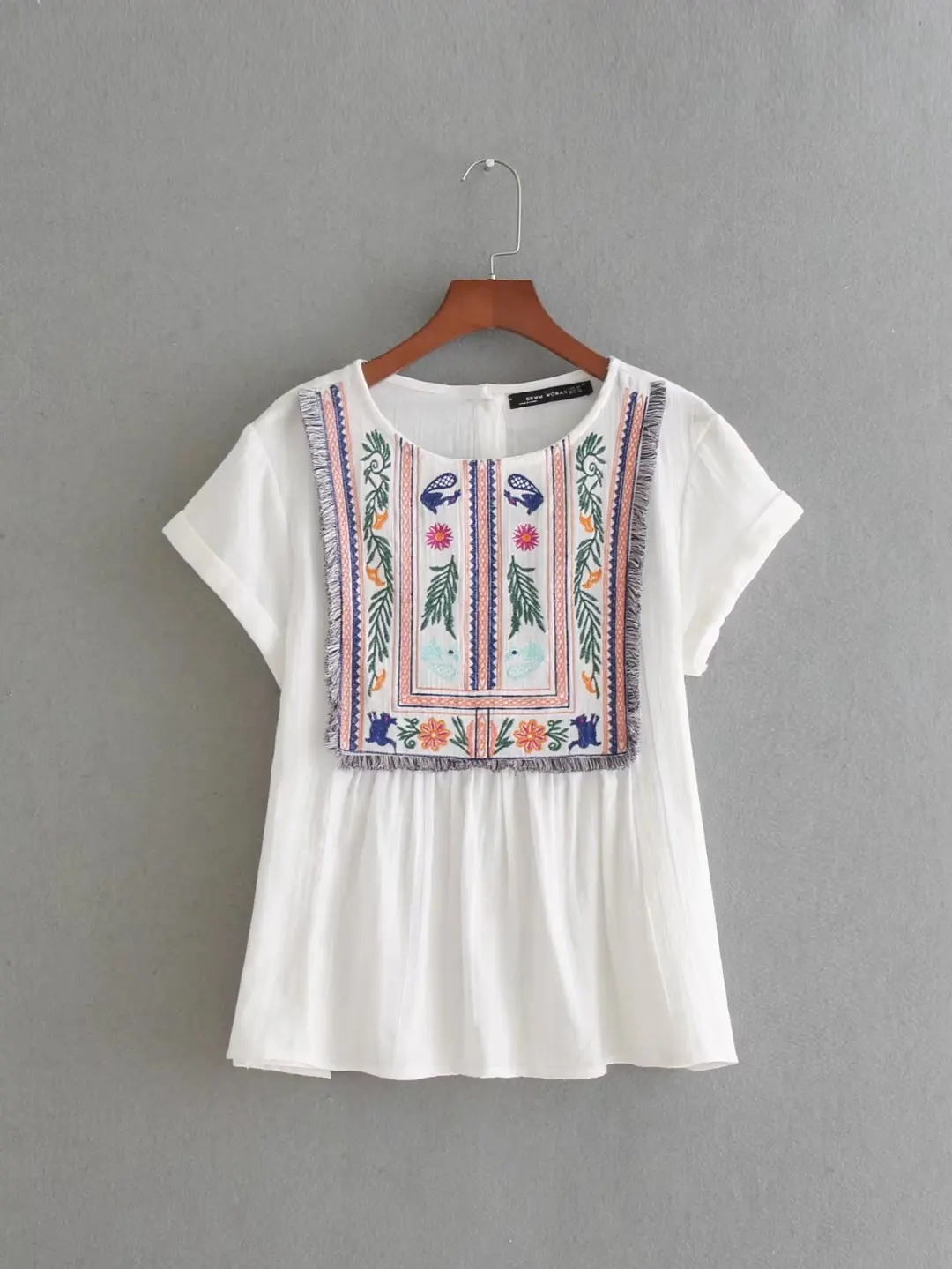 Women's Vintage floral embroidery tassel shirts Round neck blouse with