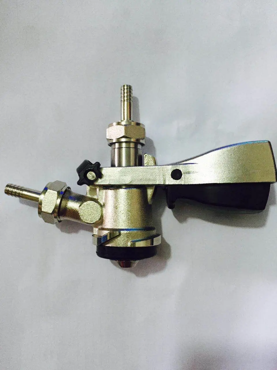 

Homebrew Beer US Sankey Keg Coupler - Beer Tap Type D System for Budweiser, Miller, Molson -Draft Beer Bar Kegerator-Wholesale