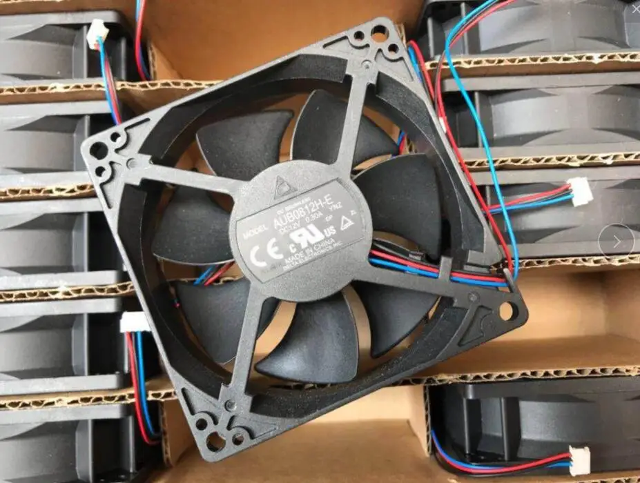 Original AUB0812H E DC12V 0.3A 8CM 3 line projector fanin Fans