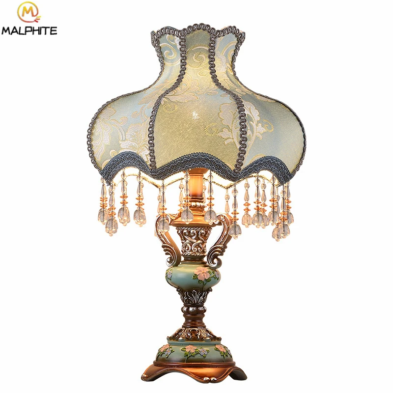 

Nordic Resin Table Lamp Bedroom Bedside Lamp American Retro Modern Table Light Wedding Lamps Table Industrial Decor Fixtures