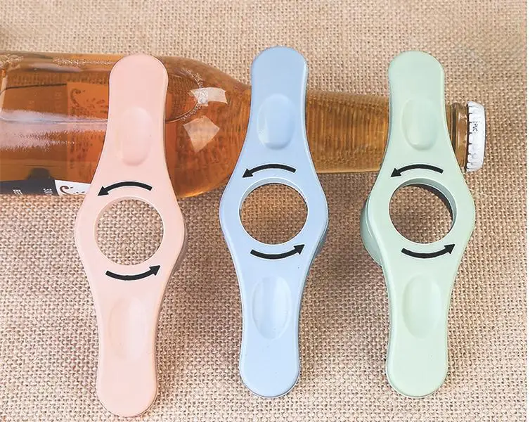 

1PC Multi-function Beers Bottle Opener Plastic Portable Can Opener Beer Bottle Openers Kitchen Gadget Accessories OK 0908
