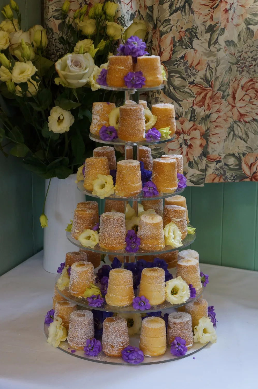 6 TIER ROUND ACRYLIC CUPCAKE WEDDING CAKE STANDin Cake