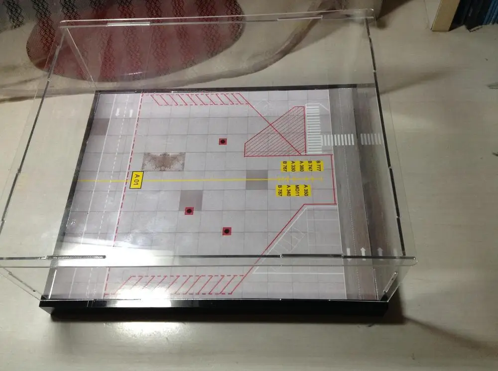 Flight Museum aircraft model acrylic display box airport tarmac fit any