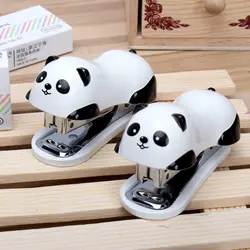 Милые Мини Panda степлер набор Kawaii с рисунком панды Бумага Binder в пределах 1000 шт. скобы Офис Школьные принадлежности Материал Эсколар