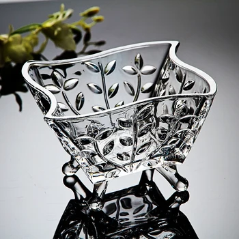 

Creative Crystal Glass Trolley Candy Box Decorative Cart Glass Jar Houseware Utility Handicraft Present Ornament Accessories